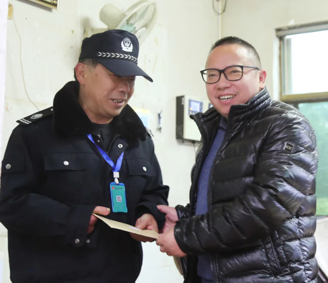 640 (1).webp (2).png 640 (1).webp (2).png